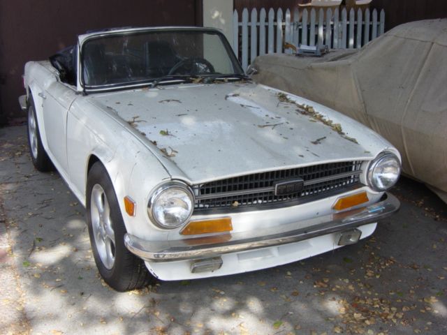 Dan Roza's TR6, with a Chevy 350cid V8